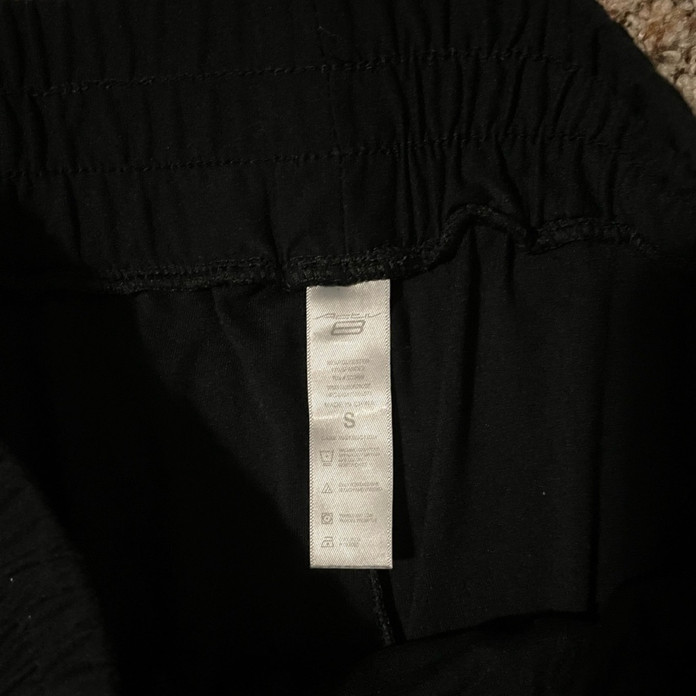 Activ8 athletic shorts size small - Picture 3 of 3